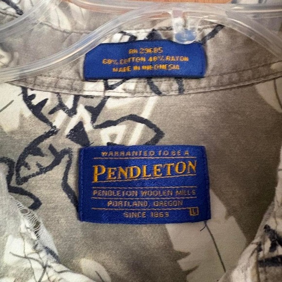 Pendleton Vintage Batik Button Up Short Sleeves Hawaiian Vacation L 90s - Picture 4 of 8